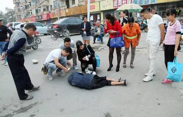 大象公会 | 中国人的节日负担为什么这么重? 77 大象公会 | 中国人的节日负担为什么这么重?