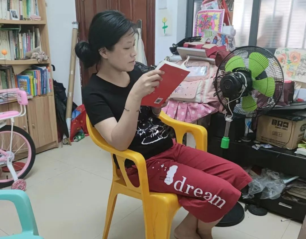 故事讲完了,女工和她消失的时代 | 谷雨-银河百科全书