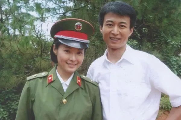 空军家属自述: 1996年,我的丈夫坠机了 34 空军家属自述: 1996年,我的丈夫坠机了