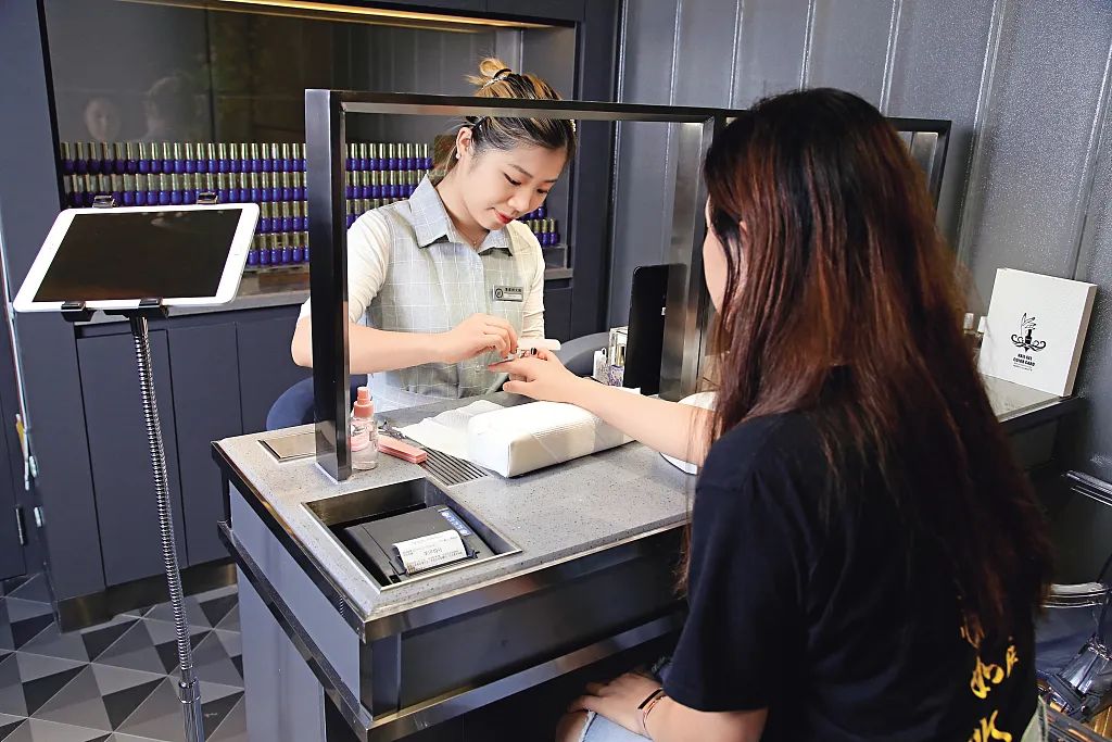 女人上都市,男人留农村 40 女人上都市,男人留农村