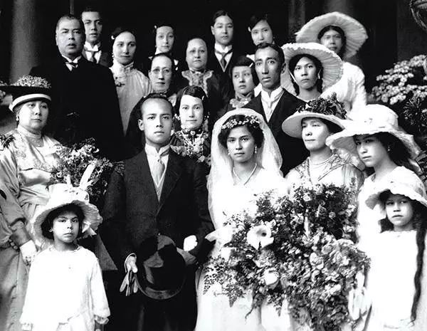 赌王的姨太太们:港澳婚姻一百年 85 赌王的姨太太们:港澳婚姻一百年