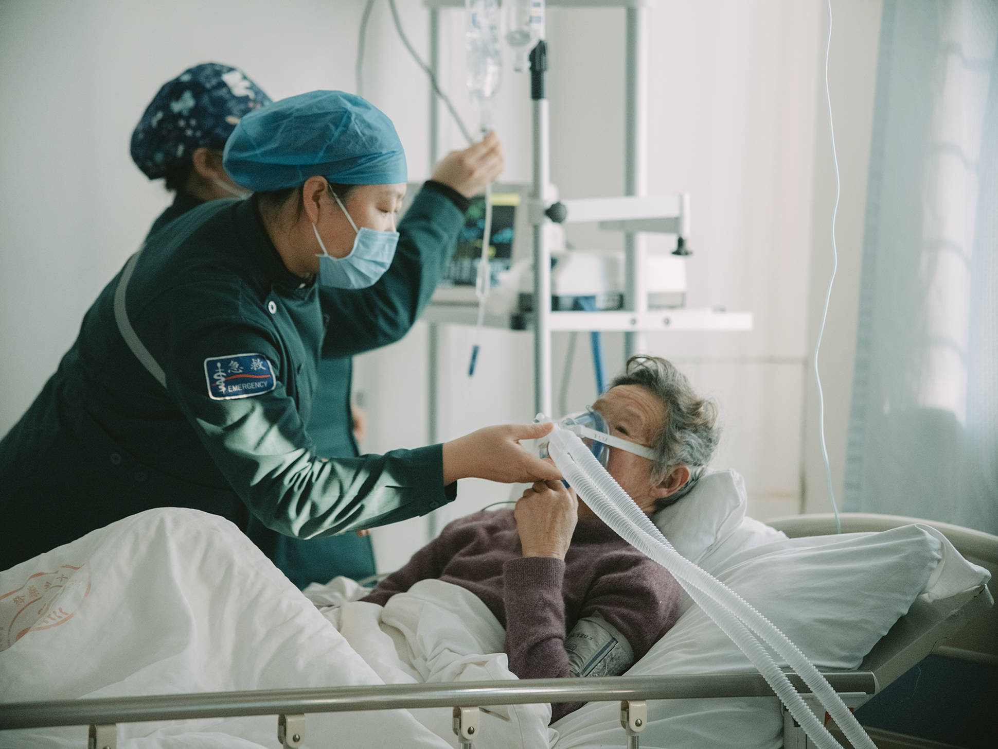 县城医院的艰难新年:CT胶片不够了 老人拖到病重才来 86 a79b13a3cf664953ad7c4c7a16af110a.jpeg