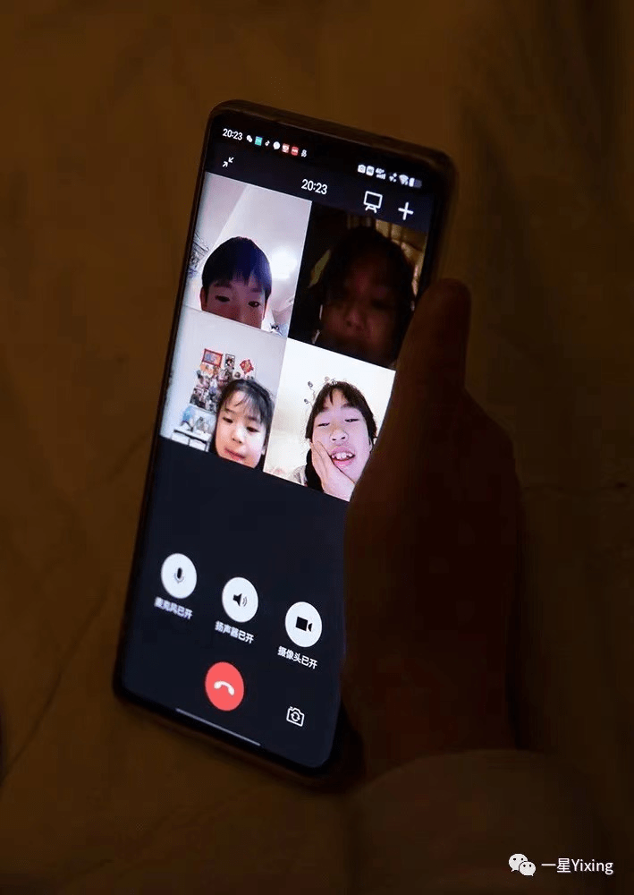 上海小区24天封控实录:小学女儿严控食物用量 种葱每天量高度 80 283490b73a4a44ad8555f2b06035816b.png