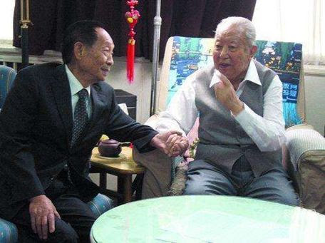 黄章晋:袁隆平神话 杂交水稻之父是怎样升起的? 122 69a3a59b732e8ef7e3a4ecf0b003f3304af2e773